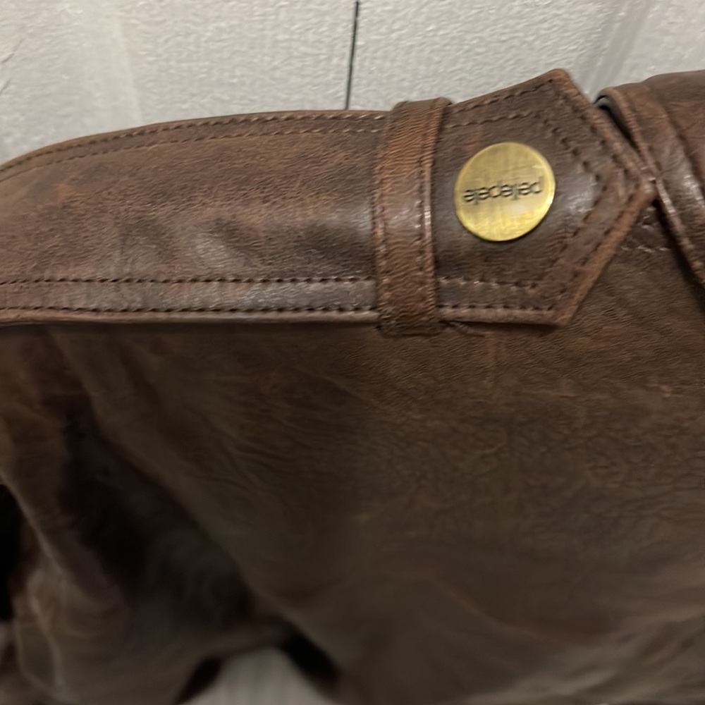 Jacket - Picture 5 of 7